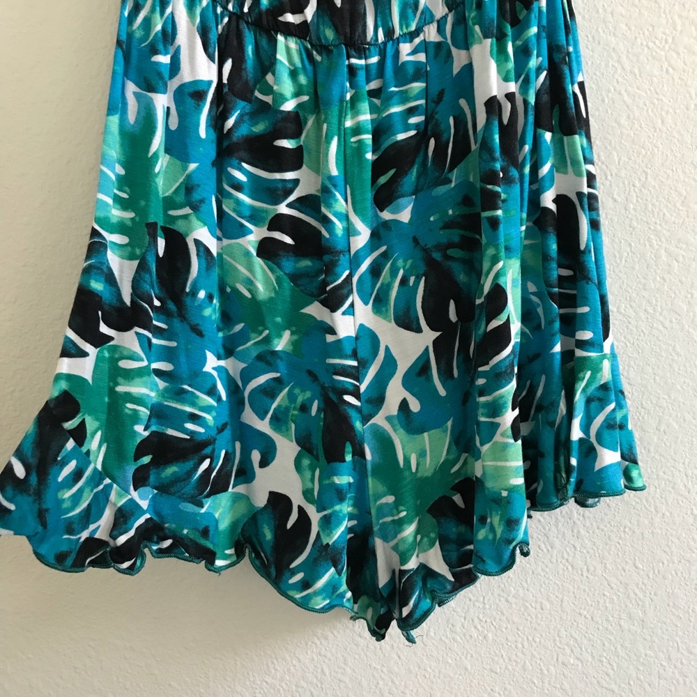 ☀️LAST1️⃣//OFF SHOULDER PALM LEAVES ROMPER - Picture 8 of 11